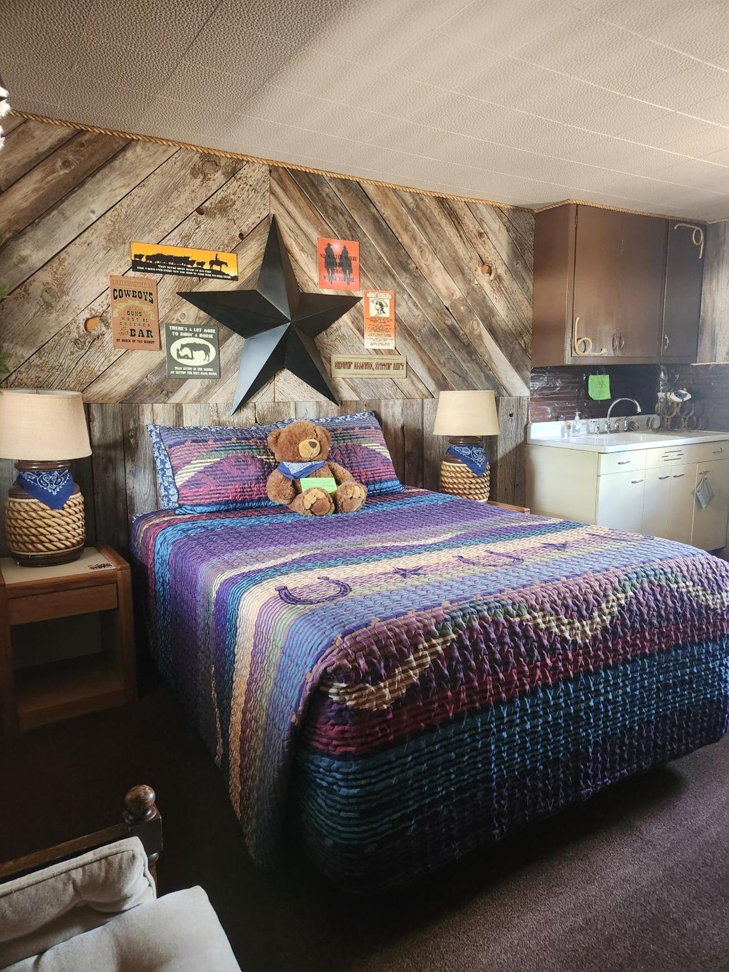 Cowboy Country Inn Escalante Quarto foto