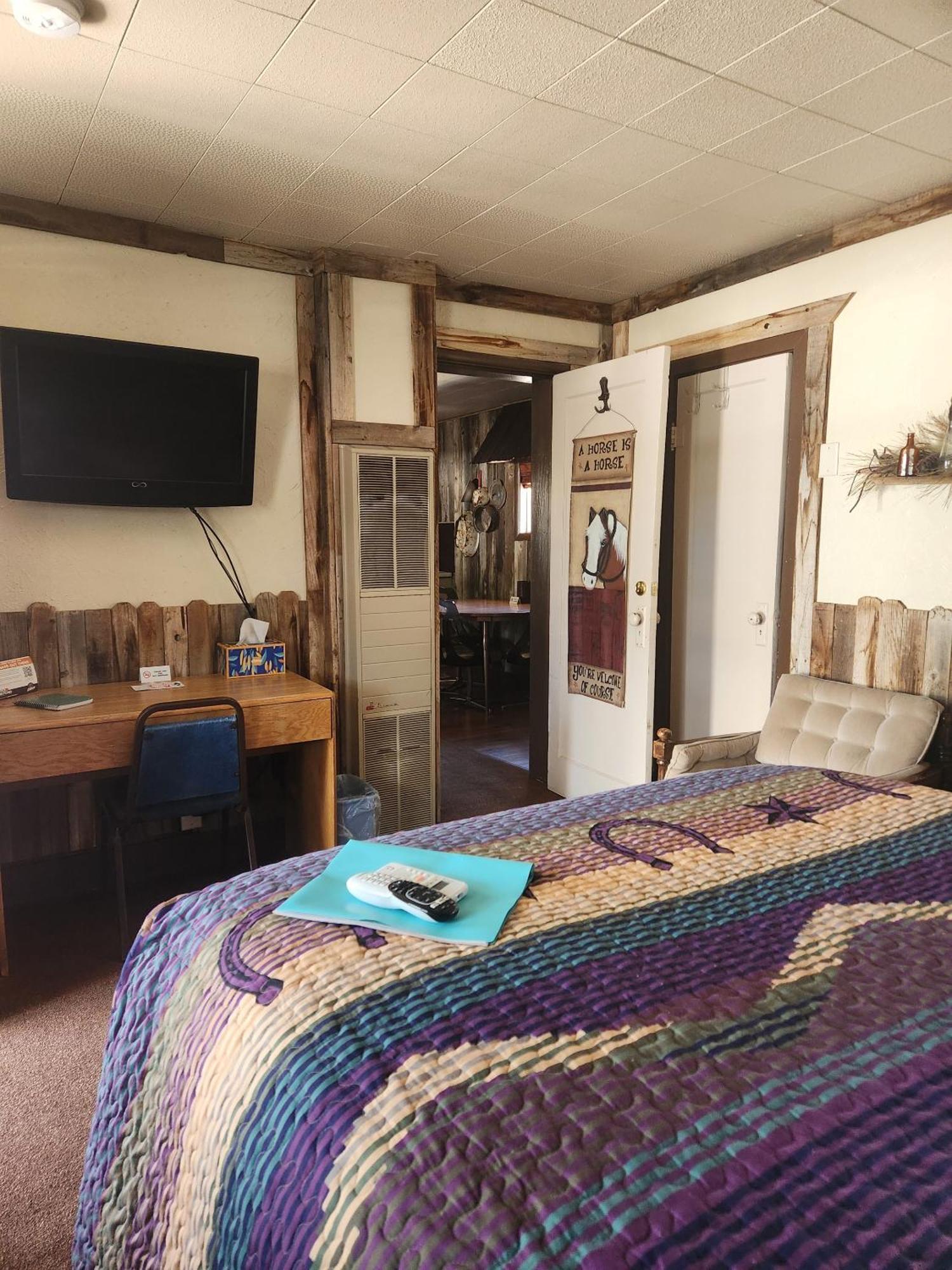 Cowboy Country Inn Escalante Quarto foto