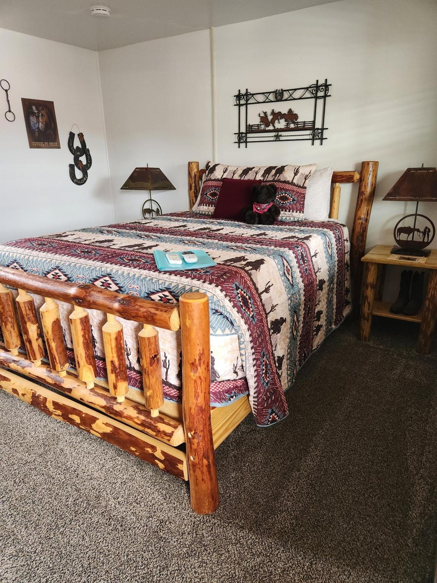 Cowboy Country Inn Escalante Quarto foto